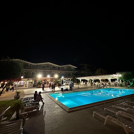 Albanella Hotel Ristorante Paradiso מראה חיצוני תמונה