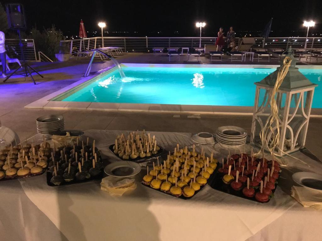 Albanella Hotel Ristorante Paradiso מראה חיצוני תמונה