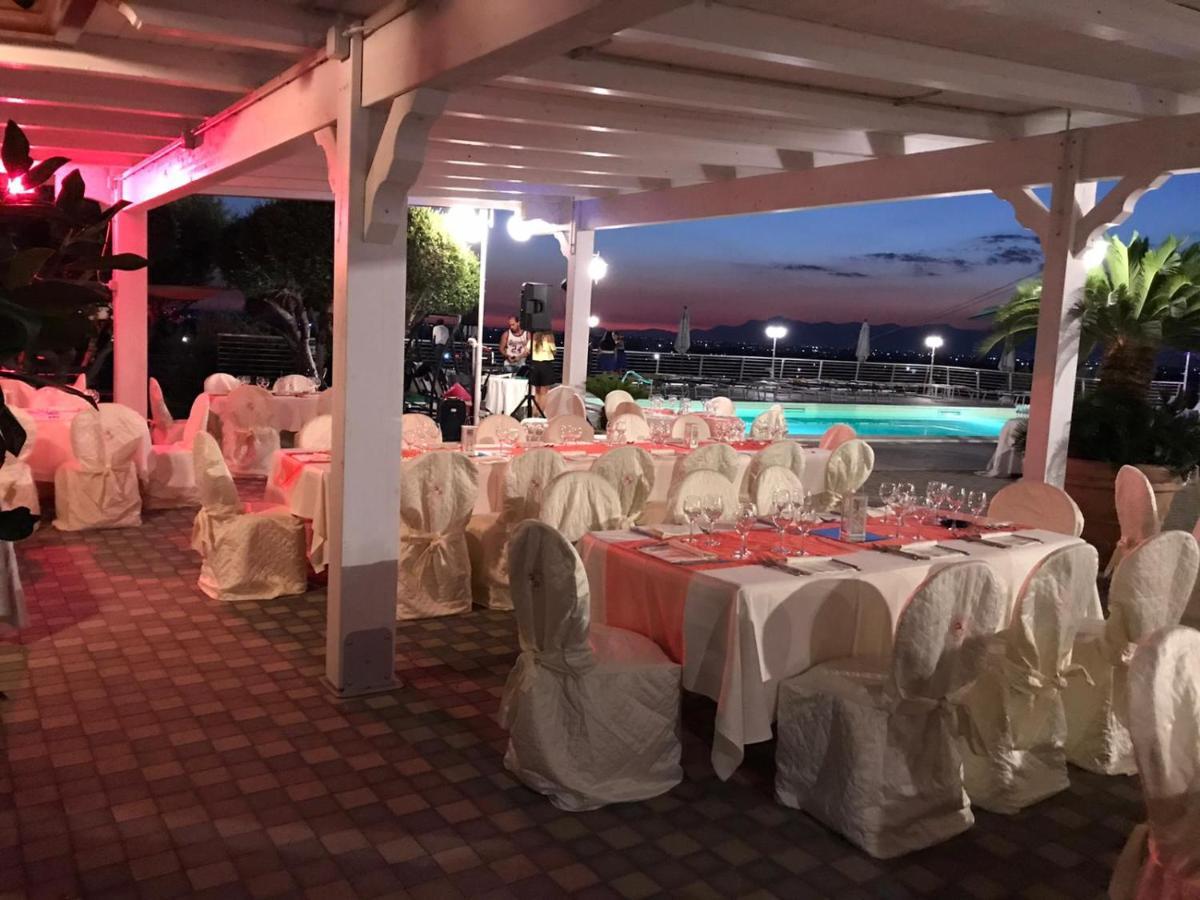 Albanella Hotel Ristorante Paradiso מראה חיצוני תמונה