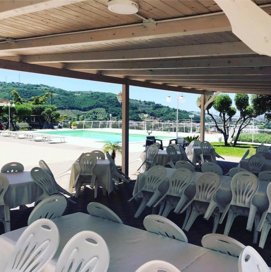 Albanella Hotel Ristorante Paradiso מראה חיצוני תמונה