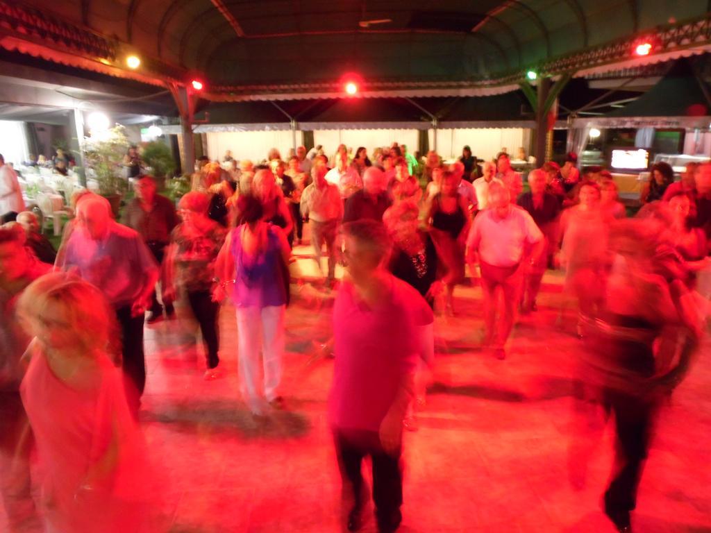 Albanella Hotel Ristorante Paradiso מראה חיצוני תמונה