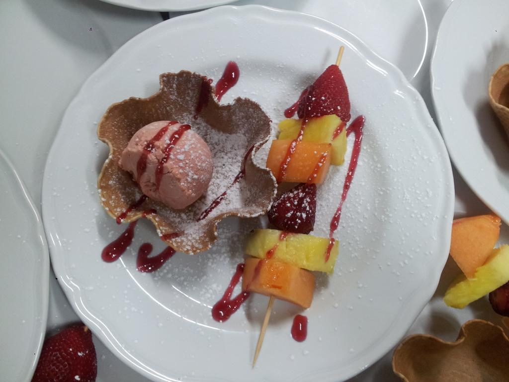 Albanella Hotel Ristorante Paradiso מראה חיצוני תמונה