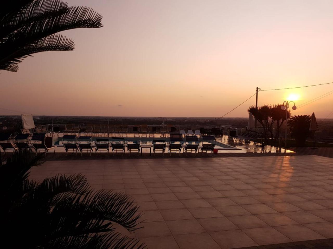 Albanella Hotel Ristorante Paradiso מראה חיצוני תמונה
