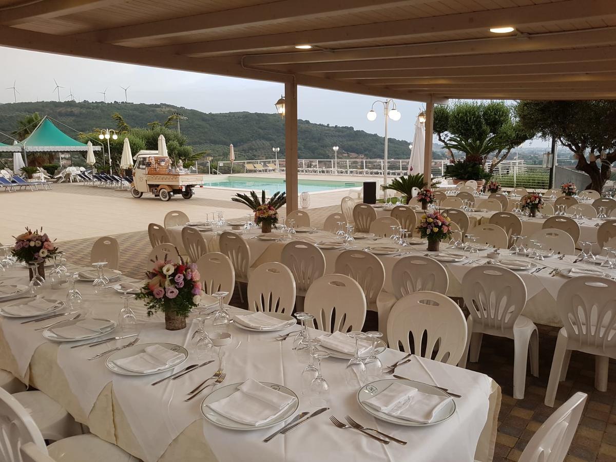 Albanella Hotel Ristorante Paradiso מראה חיצוני תמונה